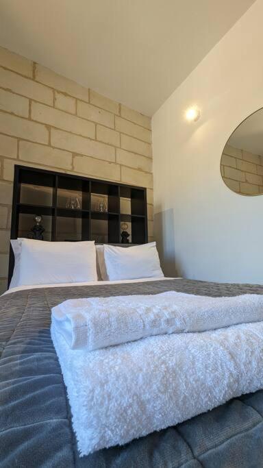 Casa Cospicua Hotel ภายนอก รูปภาพ